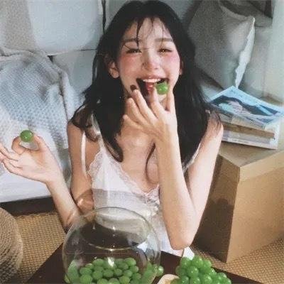 怪诞女孩